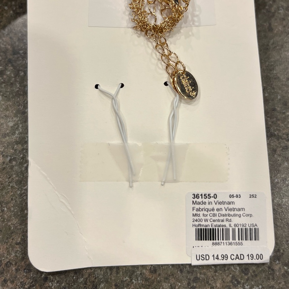 NWT-BFF magnetic necklaces - Picture 4 of 4